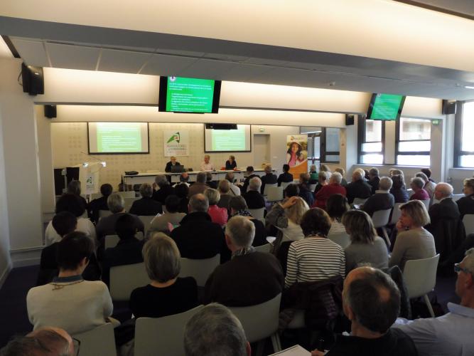 la salle de la maison de l'agriculture